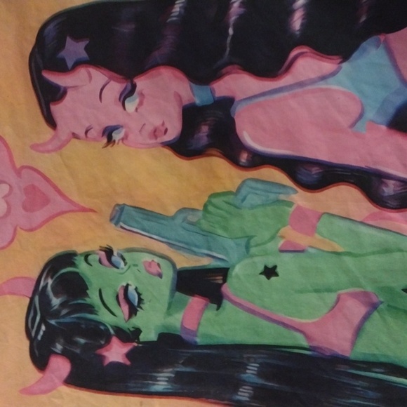 Alien Devil Beautiful Women Talestry - Picture 4 of 4